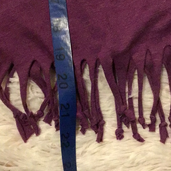 Black Matter Be yourself revamped unicorn  ladie’s tee.size medium fringed out - Picture 16 of 16